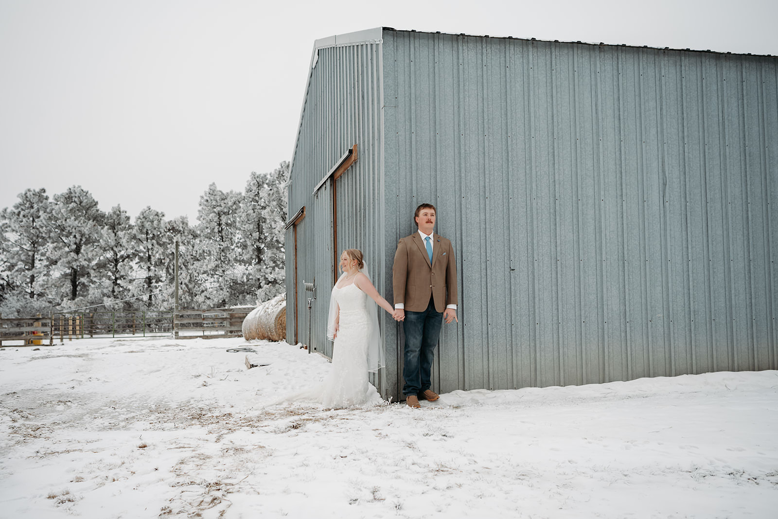 winter wedding in north dakota