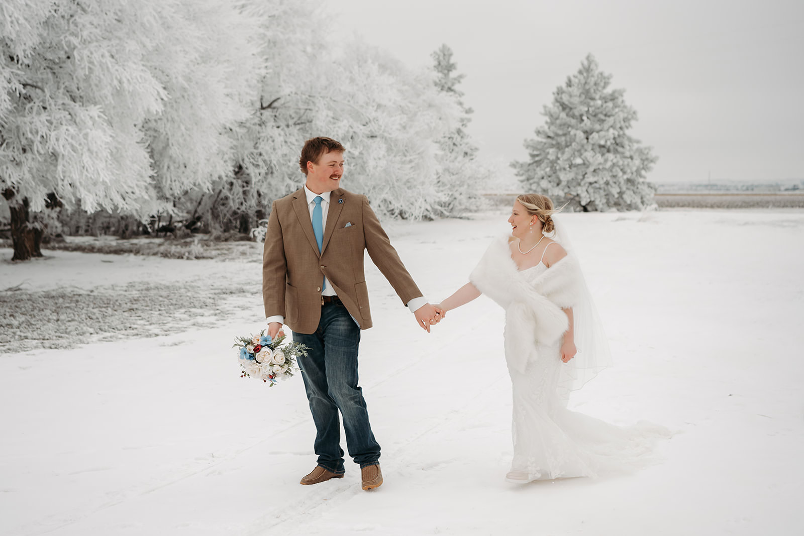 winter wedding in north dakota