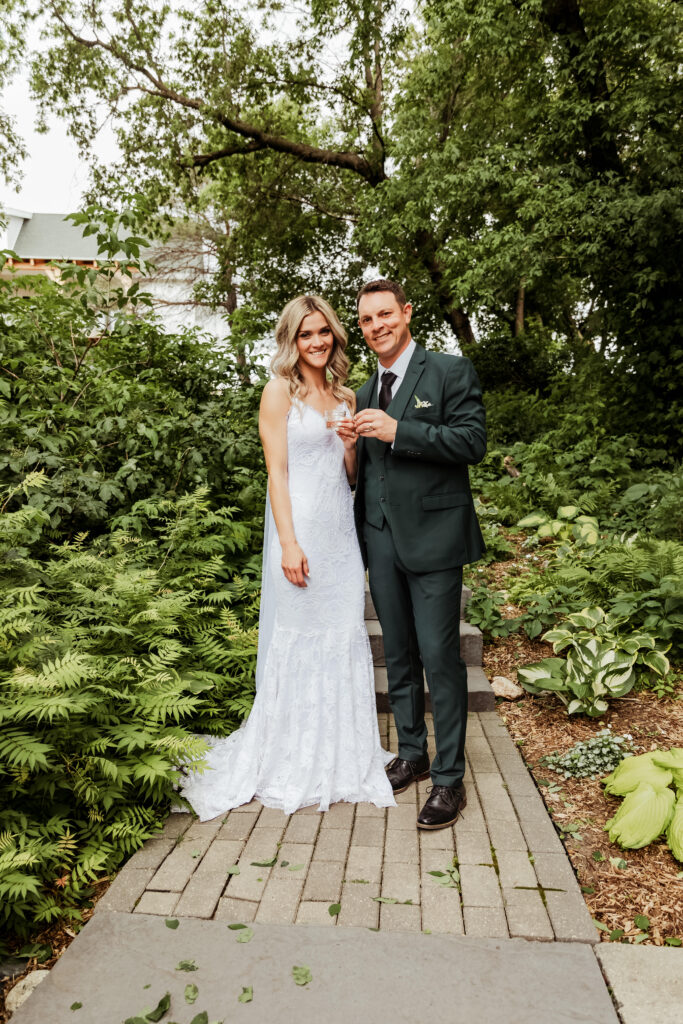 minnesota wedding venue: gathered oaks