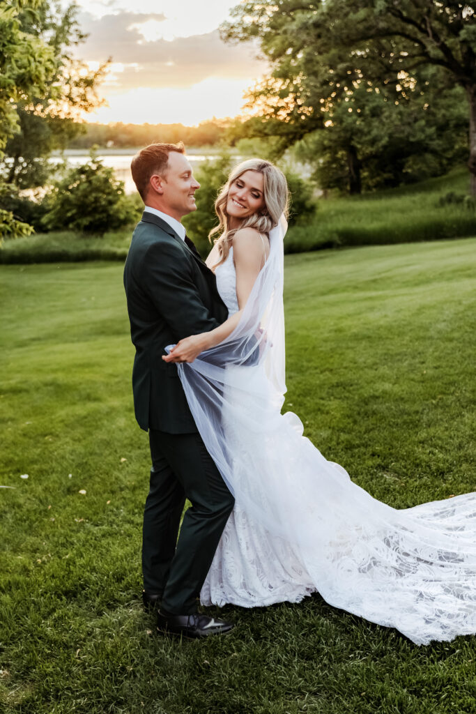 minnesota wedding venue: gathered oaks wedding