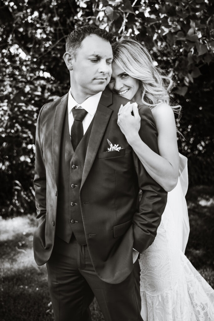 minnesota wedding venue: gathered oaks wedding