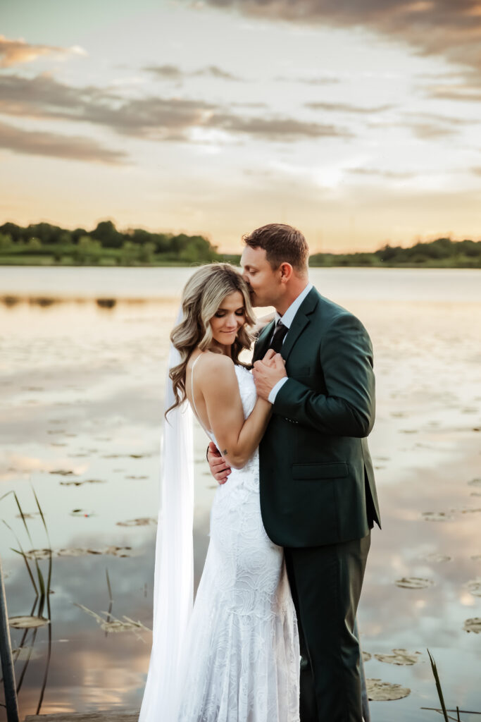 minnesota wedding venue: gathered oaks wedding