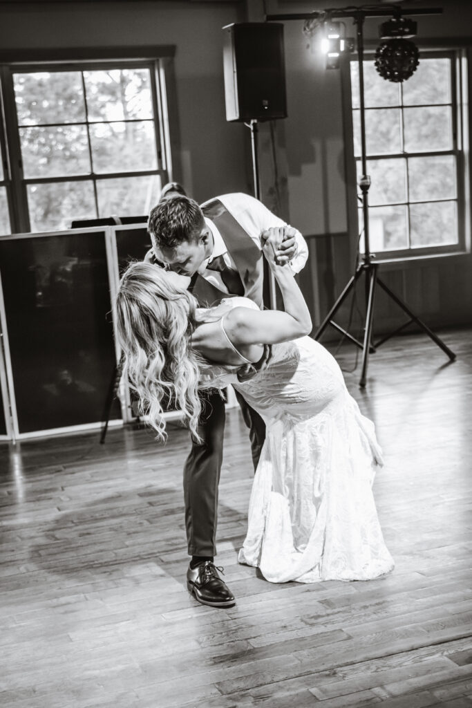 minnesota wedding venue: gathered oaks wedding