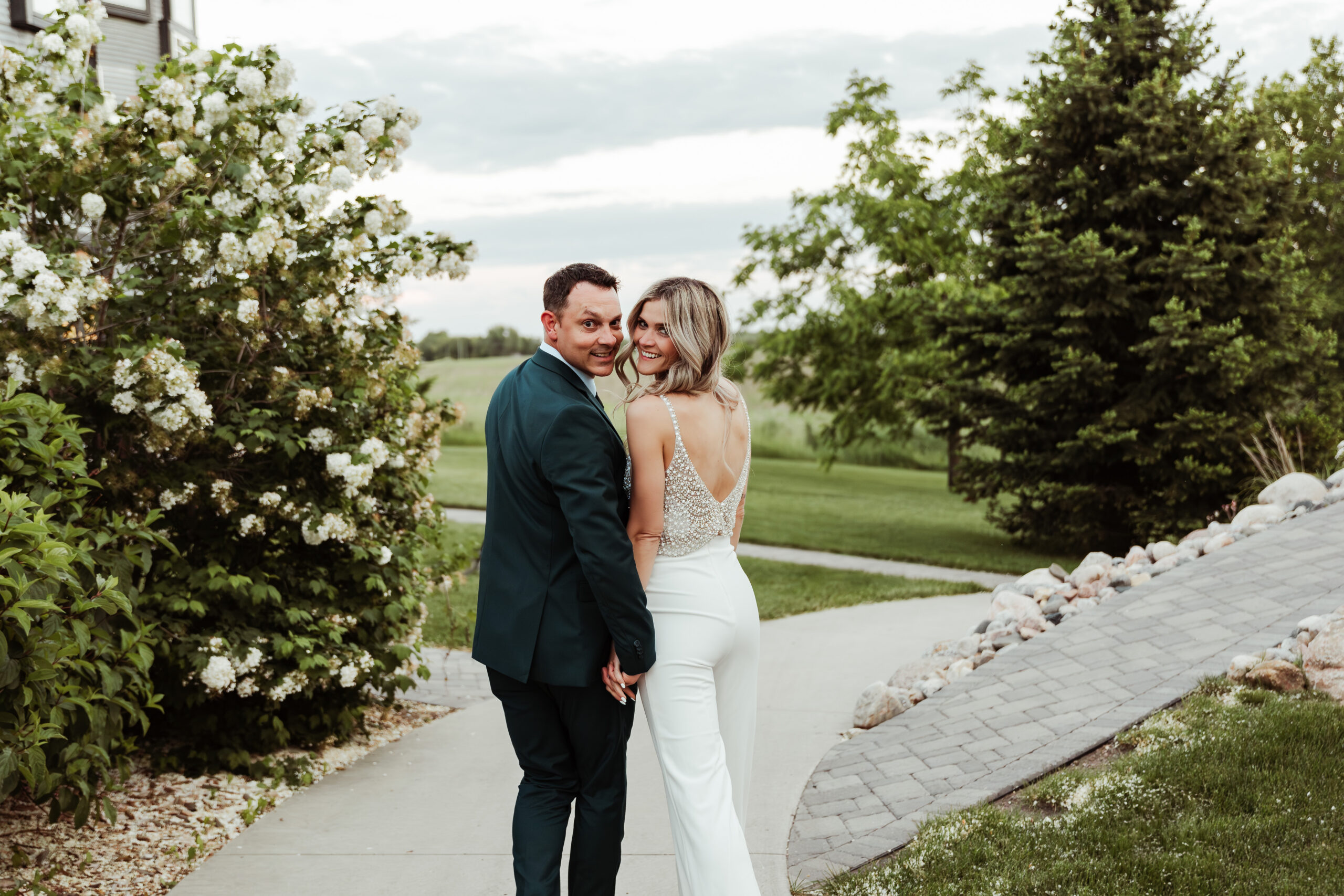 minnesota wedding venue: gathered oaks wedding