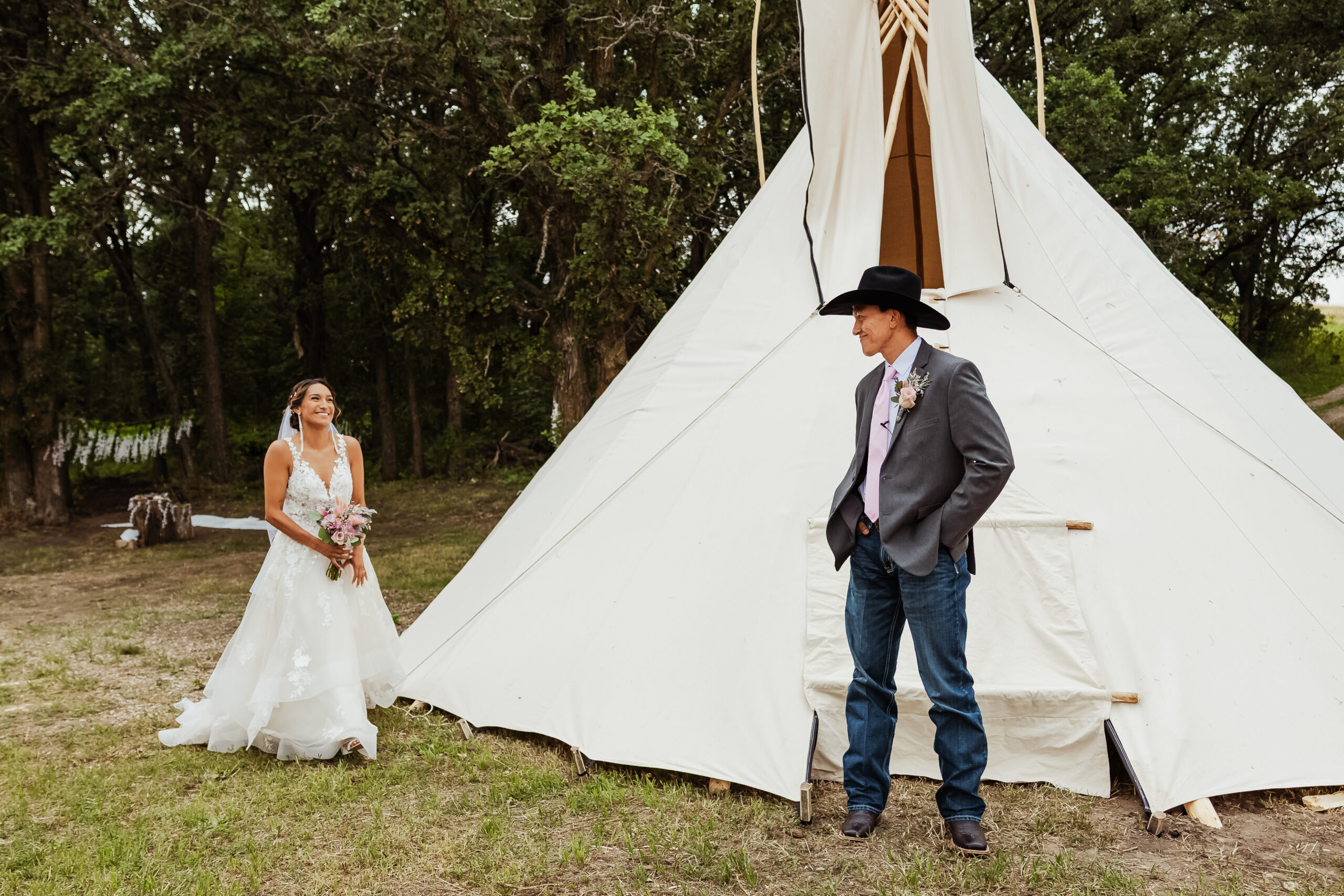 backyard wedding in mandaree, ND